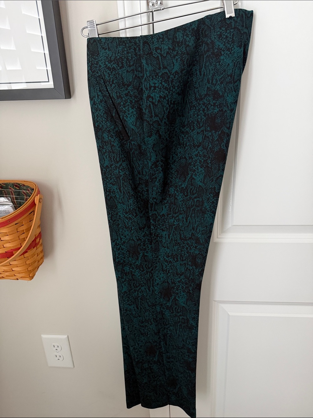 Chico's Teal and Black Patterned Ponte Pants